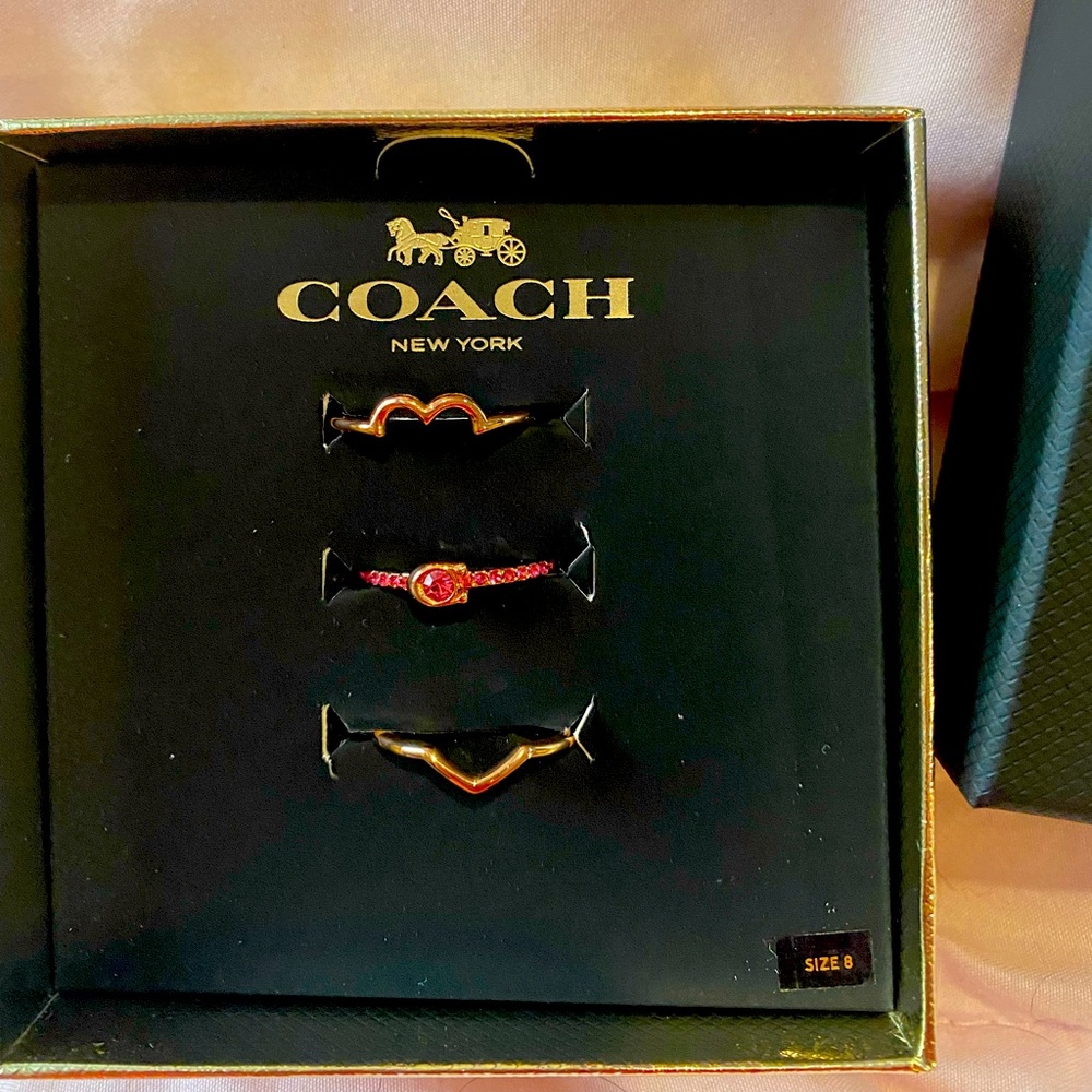Coach ring set